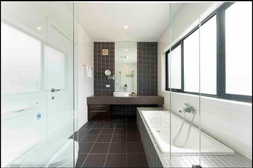 Apartment Sunset Bay#5 Bed Family House Sailing Panorama Sydney